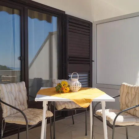 Lina Apartman *